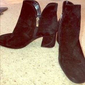 Vince Camuto Black velvet booties 7